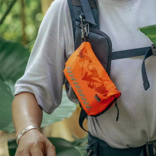 Outdoor travel waterproof lightweight portable first aid kit with bandage - product image